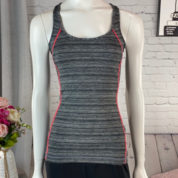 Under Armour Tops - UNDER ARMOUR All Season Gear Black/Gray: Orange Razorback Tank Top Size: XS